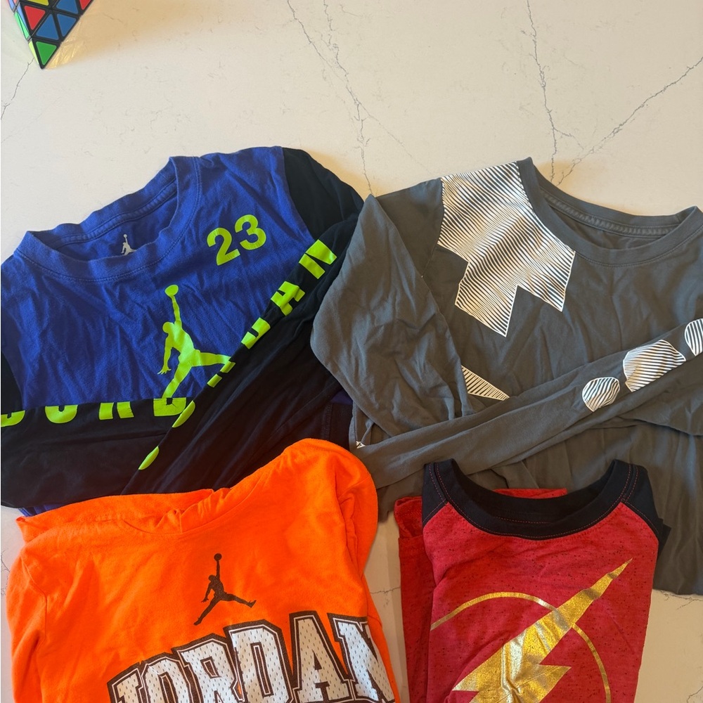 Kids Jordan/Nike Graphic Tees Set